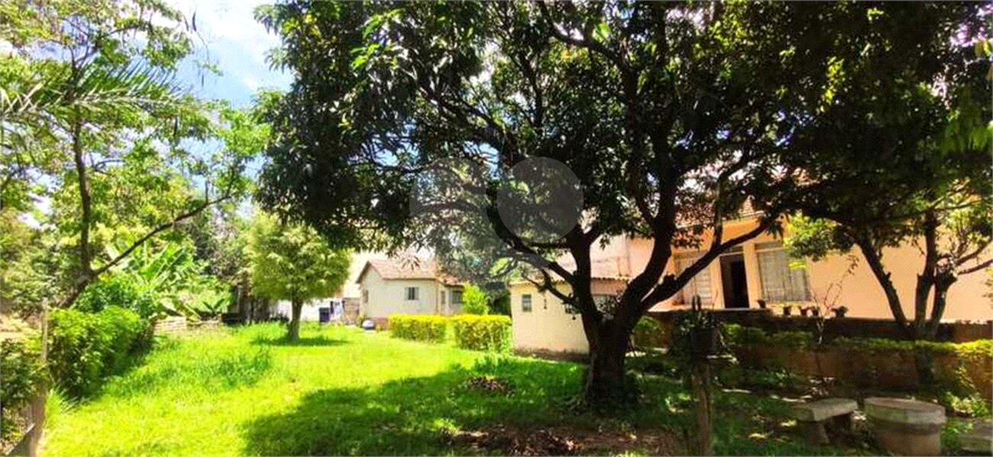Terreno à venda com 3 quartos, sendo 1 suíte, em Vila Mazzei, São Paulo, SP
