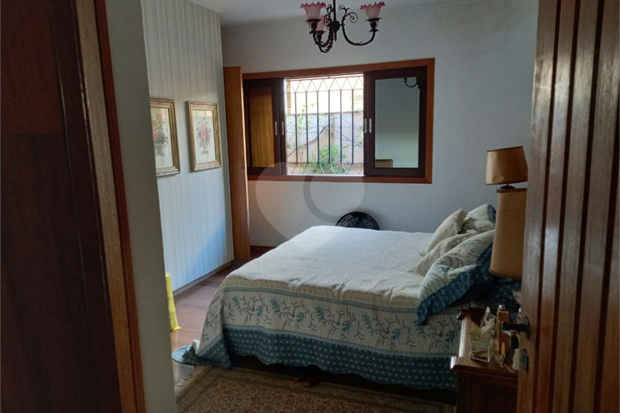 Casa à venda com 5 quartos, sendo 4 suítes,  em Santana, São Paulo, SP