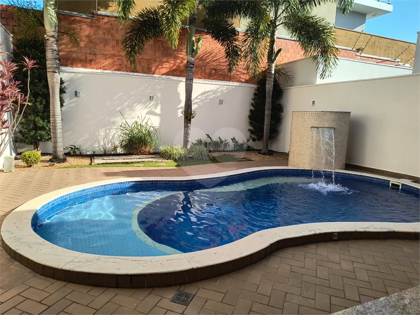 Casa à venda ou para alugar com 3 quartos, sendo 1 suíte, no condomínio Vista Verde, Indaiatuba - SP