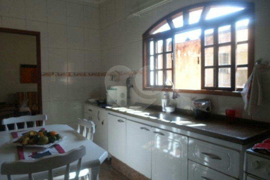 Prédio à venda com 4 quartos em Santana, São Paulo, SP