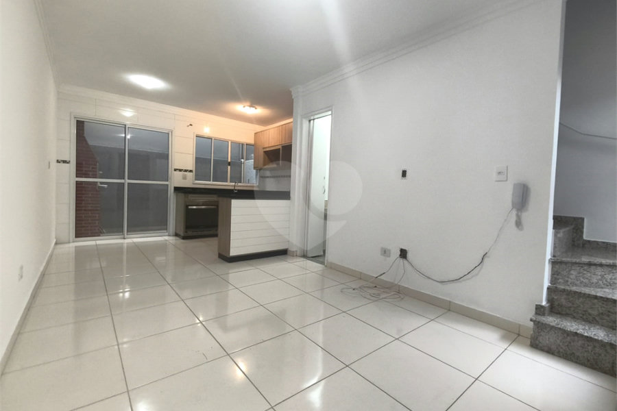 Casa à venda com 2 suítes no condomínio Murilo, São Paulo - SP