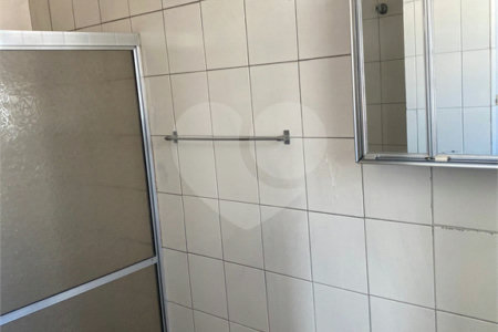 Casa à venda com 3 quartos em Lapa, São Paulo, SP