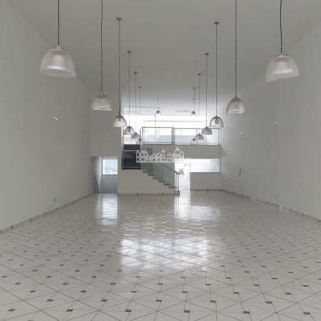 Salão para alugar no Centro, Atibaia, SP