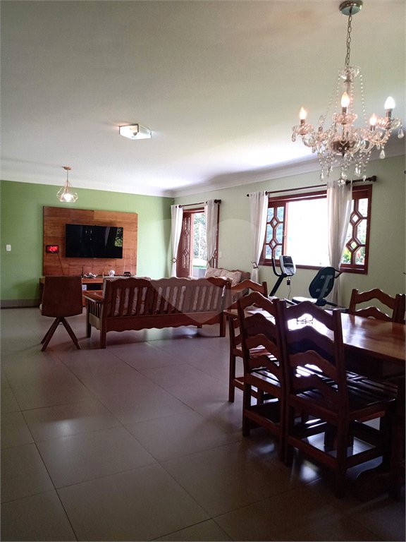 Casa de Vila à venda com 4 suítes em Guarapiranga, São Paulo, SP