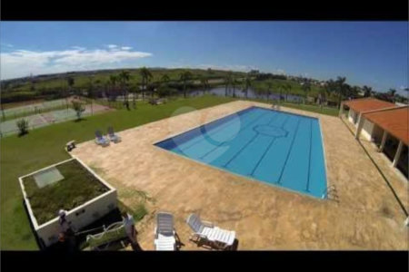 Casa à venda com 4 suítes no condomínio Palmeiras Imperiais, Salto - SP