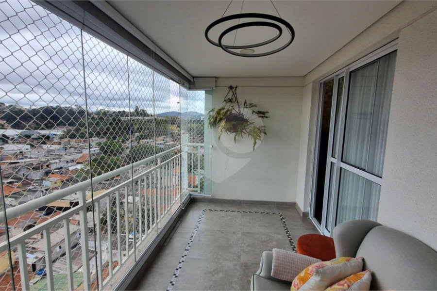 Apartamento à venda com 3 quartos, sendo 1 suíte,  em Chácara São João, São Paulo, SP