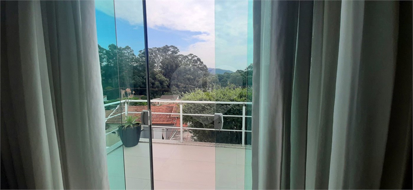 Sobrado à venda com 4 quartos, sendo 2 suítes, em Barro Branco (zona Norte), São Paulo, SP