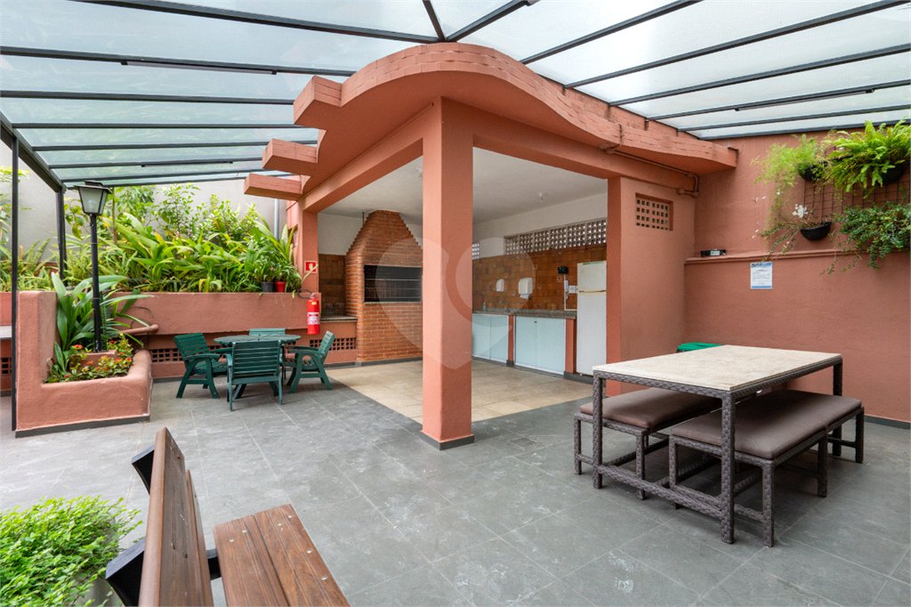 Apartamento à venda com 3 quartos, sendo 1 suíte,  em Brooklin, São Paulo, SP