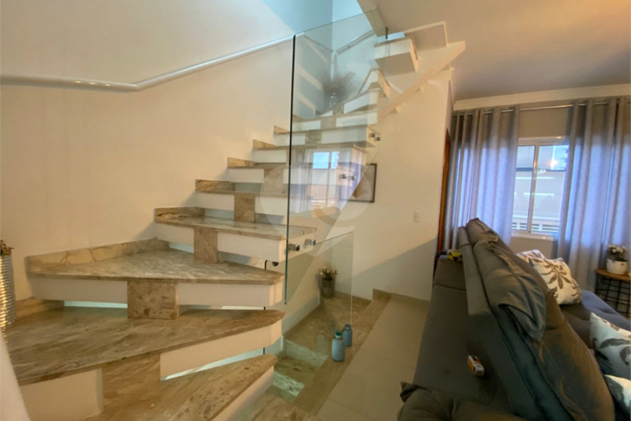 Casa à venda com 3 suítes no condomínio Belle Villle, São Paulo - SP