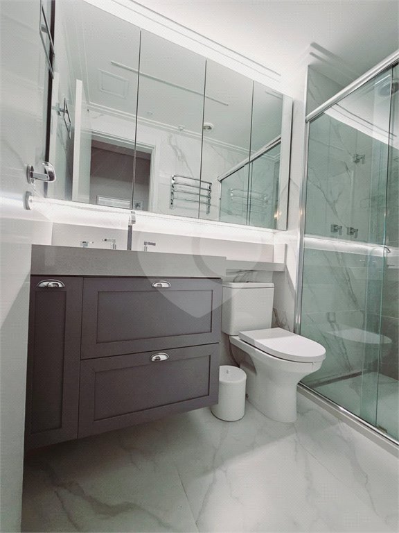 Apartamento à venda com 3 quartos, sendo 1 suíte,  em Brás, São Paulo, SP