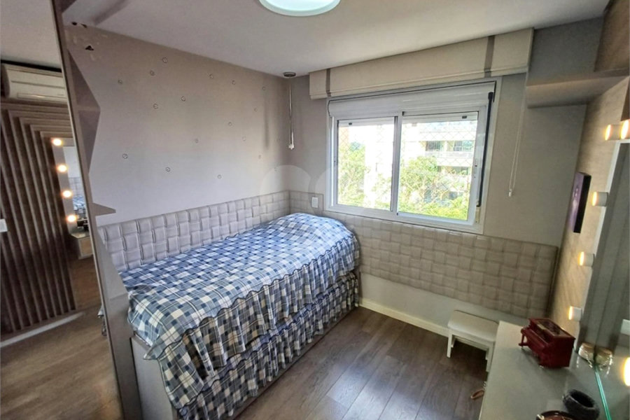 Apartamento à venda com 3 suítes em Santa Teresinha, São Paulo, SP