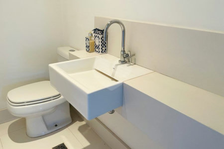 Apartamento à venda ou para alugar com 2 quartos, sendo 1 suíte, em Parque do Morumbi, São Paulo, SP