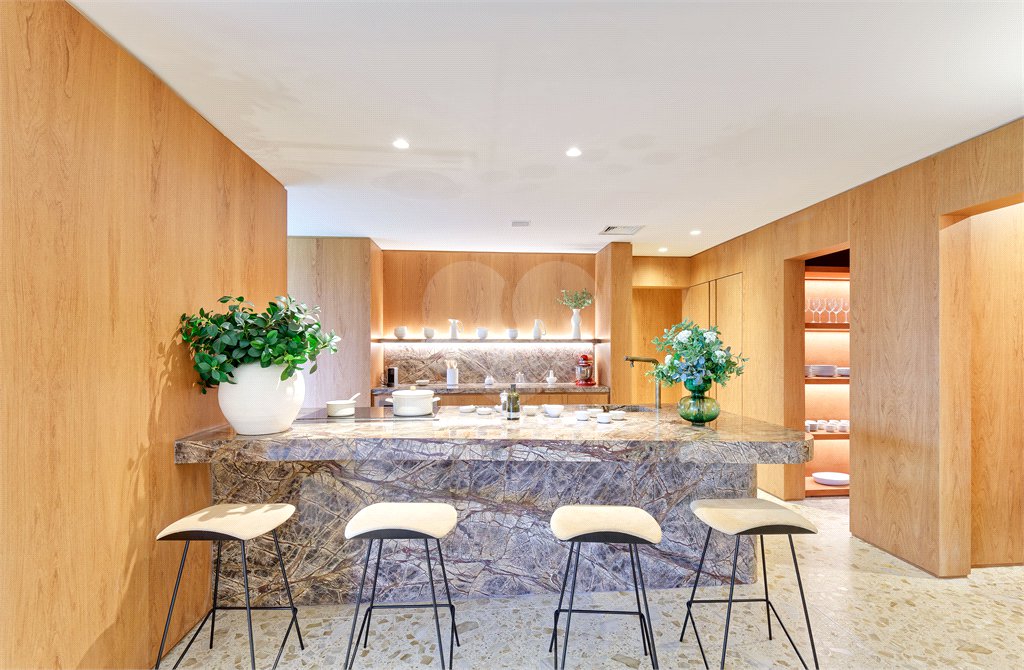 Duplex à venda com 4 suítes em Panamby, São Paulo, SP