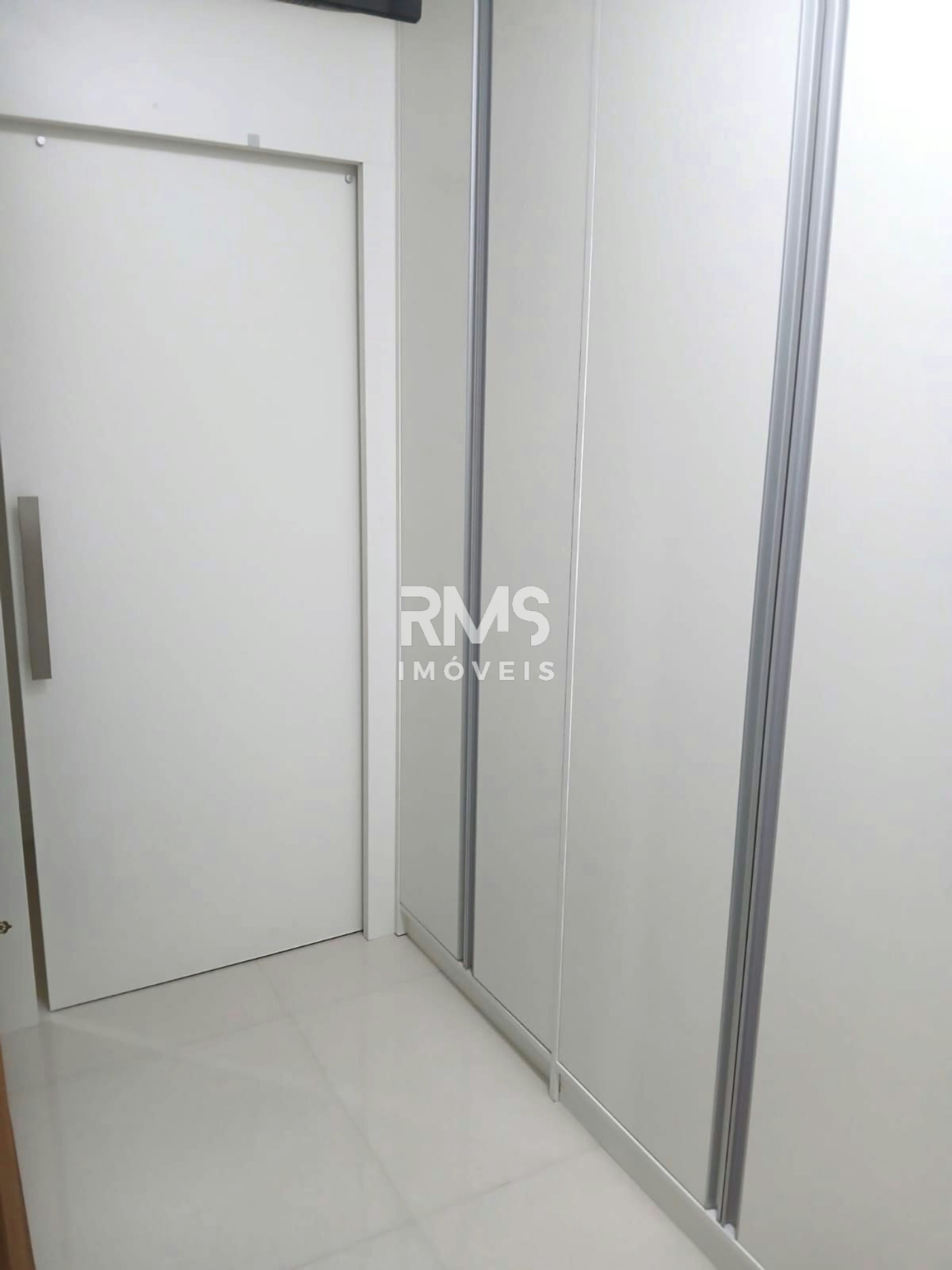 Apartamento à venda com 3 quartos, sendo 1 suíte, em Jardim Padre Bento, Itu, SP