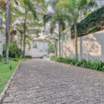 Casa à venda com 4 suítes no condomínio L'unique, São Paulo - SP