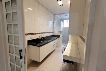 Casa à venda com 4 quartos, sendo 1 suíte, em São Judas, São Paulo, SP