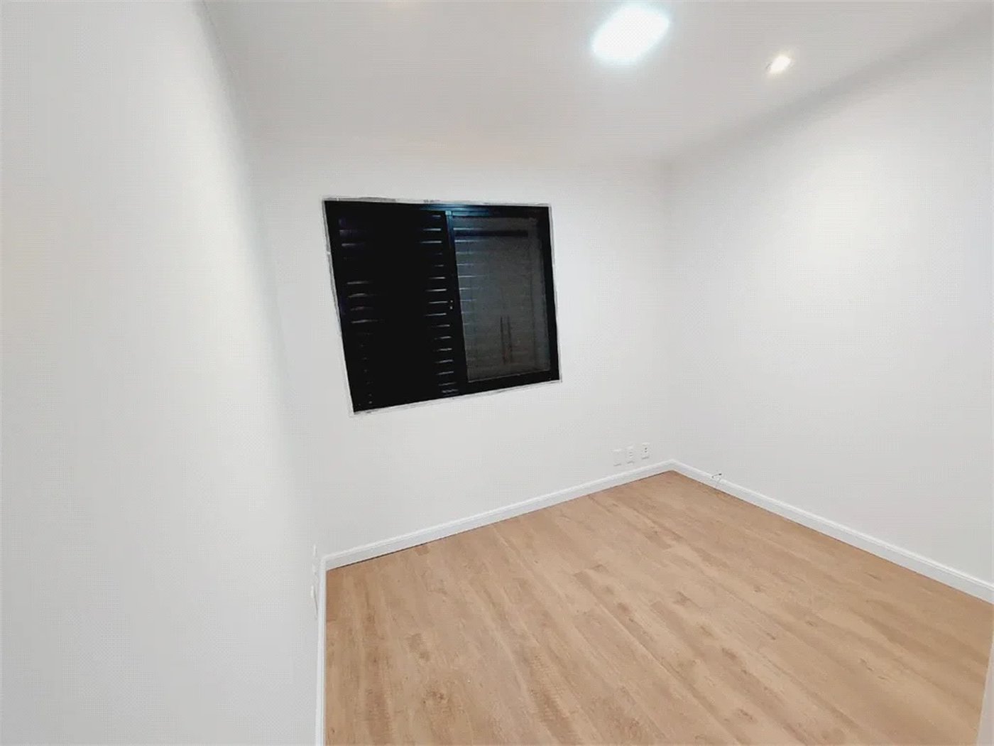 Apartamento à venda com 4 quartos, sendo 2 suítes,  em Alto da Lapa, São Paulo, SP
