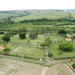 Casa à venda com 8 quartos, sendo 4 suítes, no condomínio Santa Filomena, Salto - SP