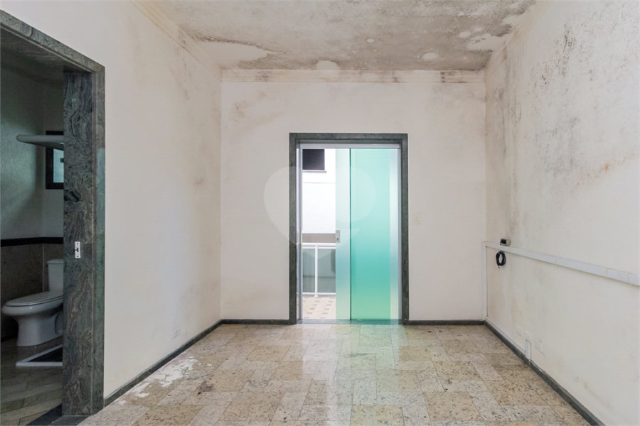 Casa à venda com 3 suítes em Santana, São Paulo, SP