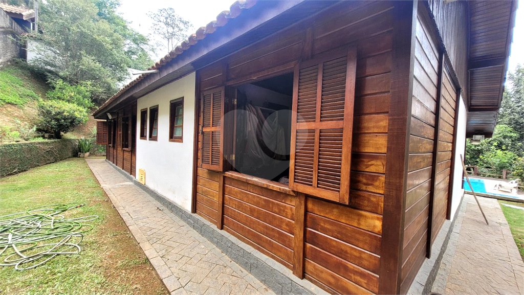 Casa à venda com 3 suítes no condomínio Sausalito, Mairiporã - SP