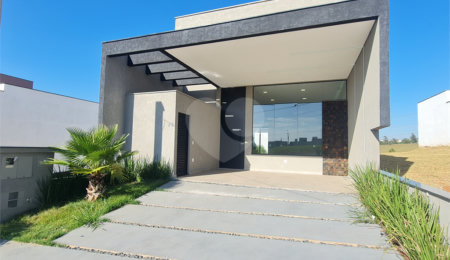 Casa à venda com 3 quartos, sendo 1 suíte,  no condomínio Vilagio Wanel, Sorocaba - SP
