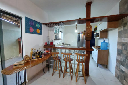 Casa à venda com 2 quartos, sendo 1 suíte,  em São José, Armação dos Búzios, RJ