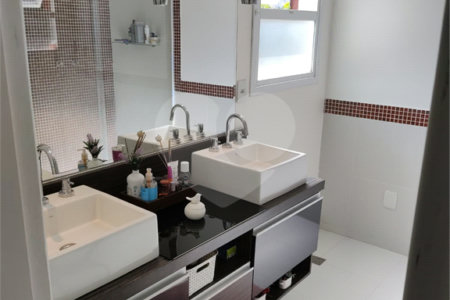 Casa à venda com 3 suítes no condomínio Reserva dos Vinhedos, Louveira - SP