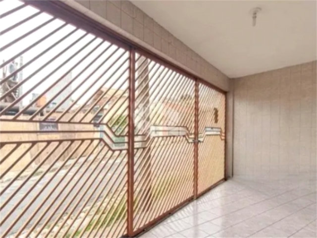 Sobrado à venda com 3 quartos em Vila Guilherme, São Paulo, SP