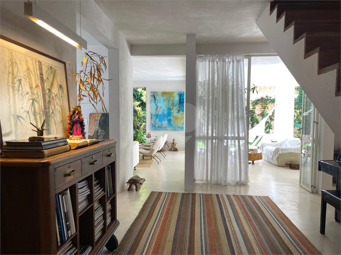 Casa à venda com 4 quartos, sendo 3 suítes, em Vila Madalena, São Paulo, SP