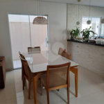 Casa à venda com 4 quartos, sendo 1 suíte, no condomínio Reserva Ermida Ii - Portaria 2, Jundiaí - SP