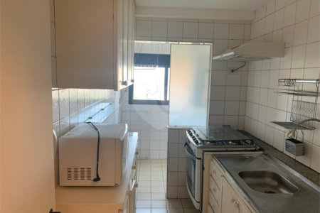 Apartamento à venda com 3 quartos, sendo 1 suíte,  em Vila Andrade, São Paulo, SP