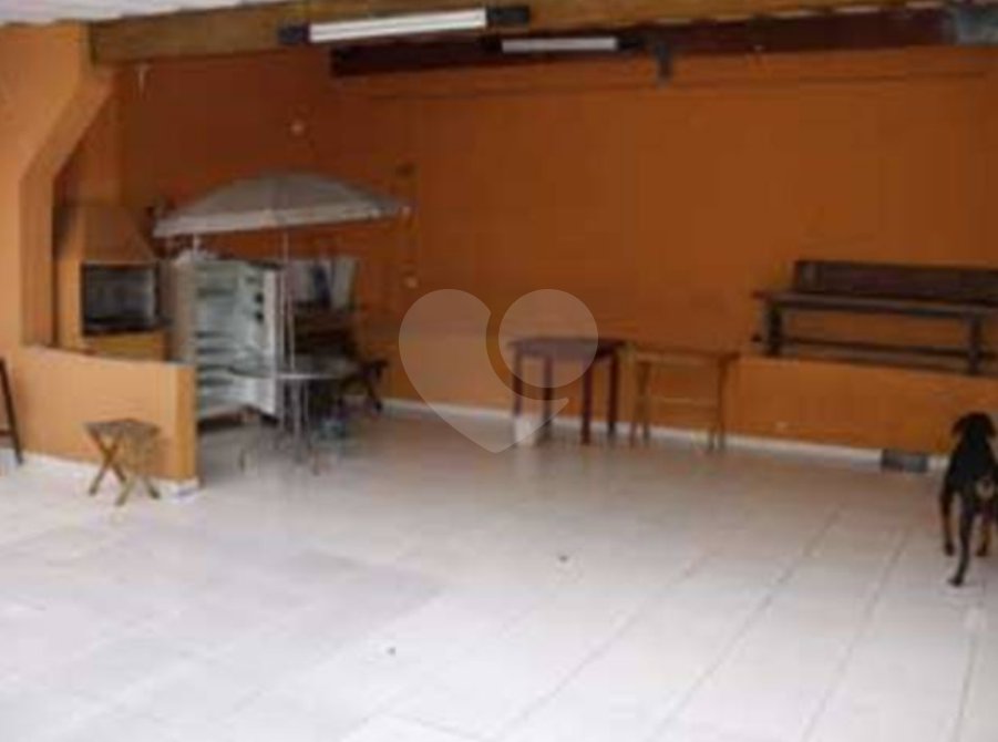Sobrado à venda com 4 quartos, sendo 1 suíte, em Santa Teresinha, São Paulo, SP