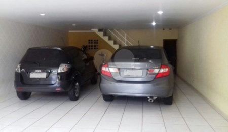 Sobrado à venda com 3 quartos, sendo 1 suíte,  em Tremembé, São Paulo, SP