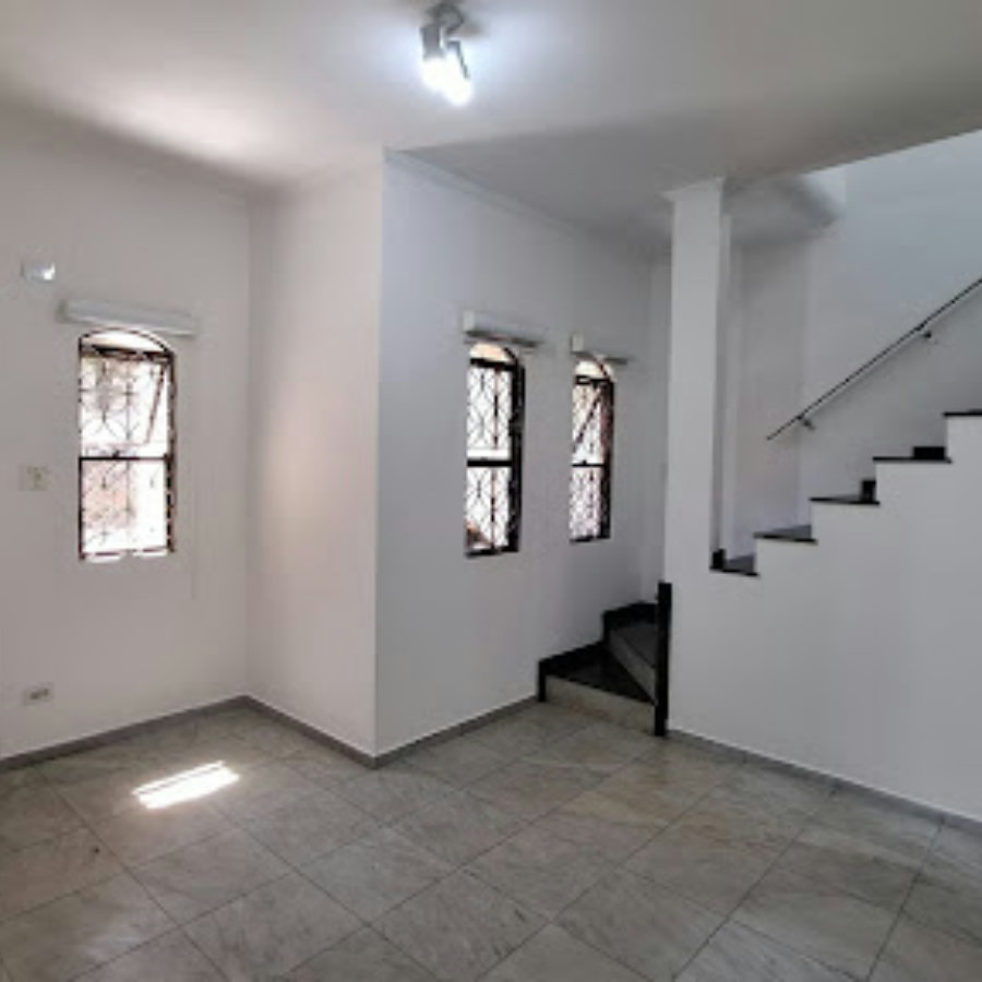 Casa com 2 dormitórios à venda por R$ 645.000 - Boqueirão - Santos/SP