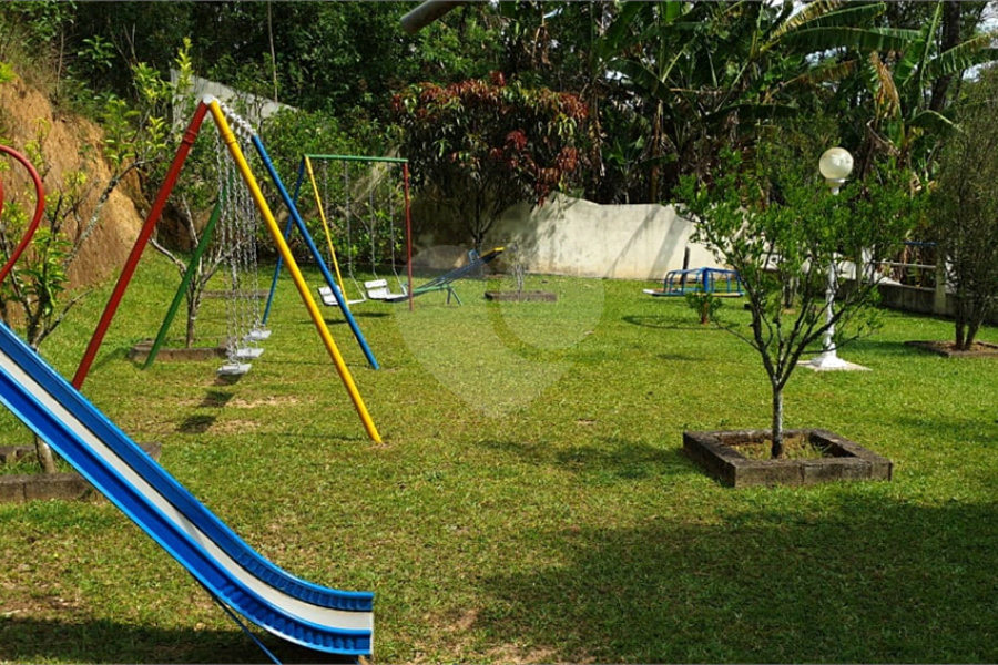 Chácara à venda com 3 quartos em Lavras, Mairiporã, SP