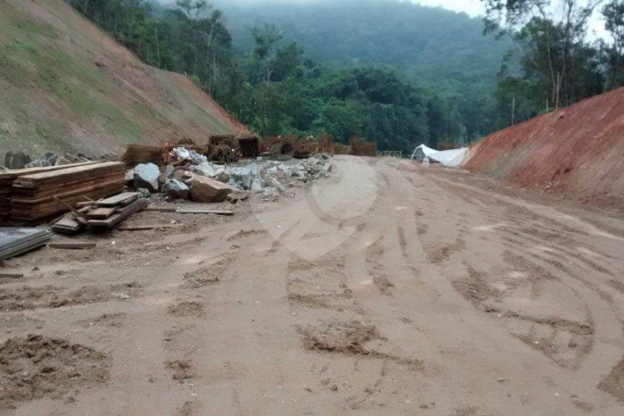 Terreno à venda em Jardim Glória, Miracatu, SP