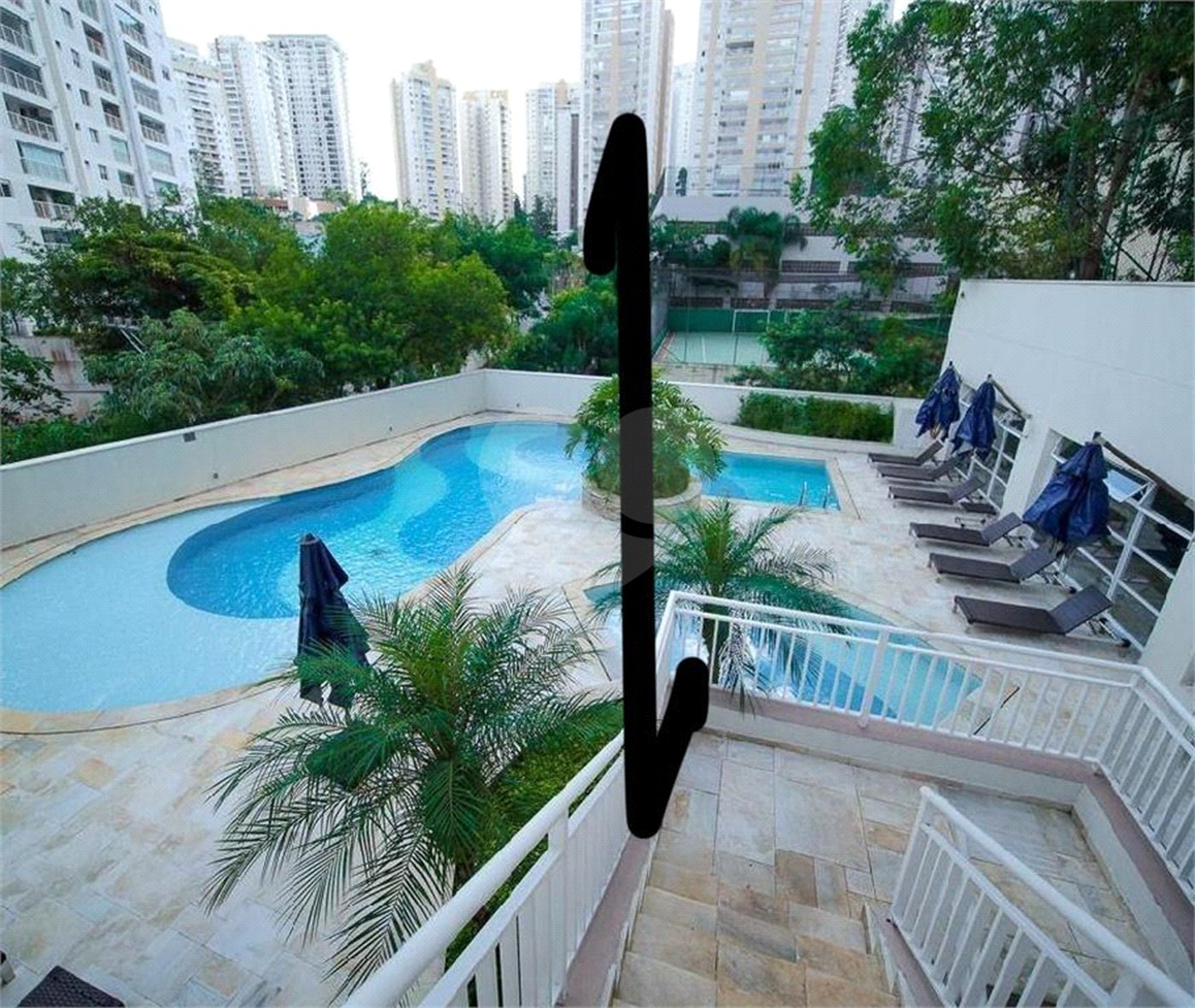 Apartamento à venda com 3 suítes em Vila Andrade, São Paulo, SP
