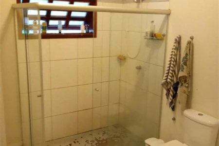 Casa à venda com 3 quartos, sendo 1 suíte,  em Cajueiro, Balsas, MA