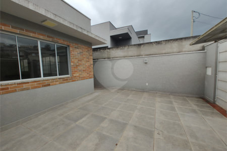Casa Térrea à venda com 3 suítes em Jardim do Lago, Atibaia, SP