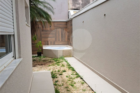 Casa à venda com 3 suítes no condomínio Residencial Terra Nobre, Indaiatuba - SP