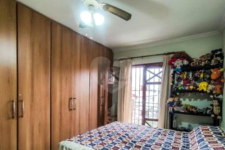 Casa à venda com 3 quartos, sendo 1 suíte,  em Vila Morse, São Paulo, SP