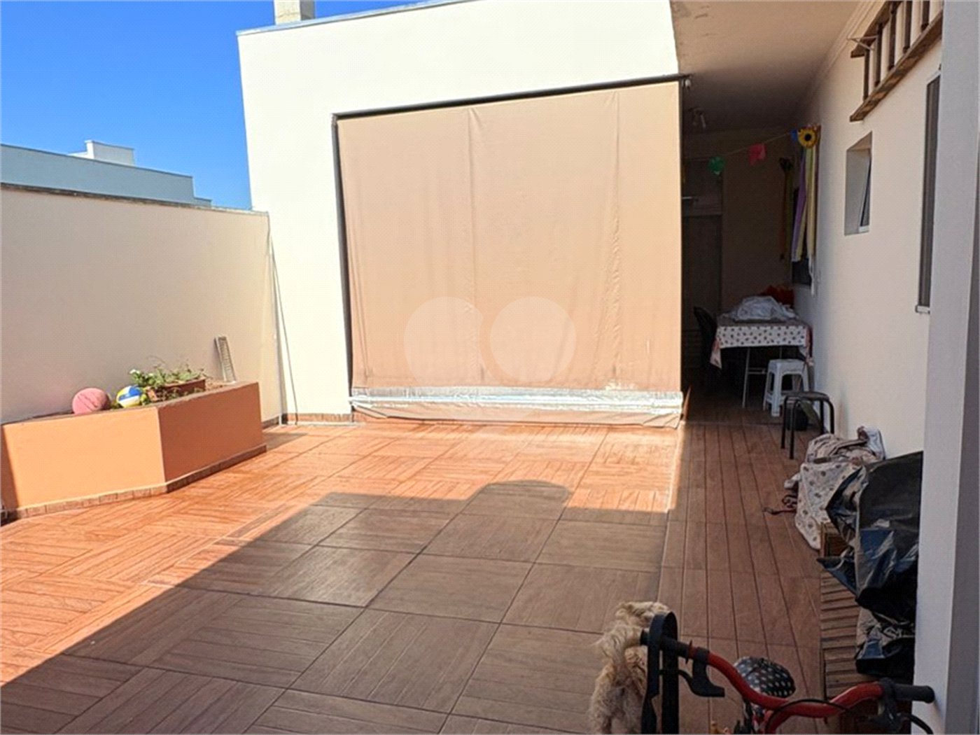 Casa à venda com 3 quartos, sendo 1 suíte,  no condomínio Jd Portugal, Sorocaba - SP