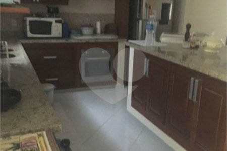 Casa à venda com 3 quartos, sendo 2 suítes, em Rasa, Armação dos Búzios, RJ
