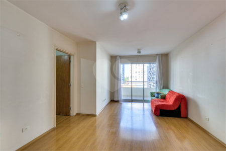 Apartamento à venda com 3 quartos, sendo 1 suíte, em Chácara Santo Antônio (zona Sul), São Paulo, SP