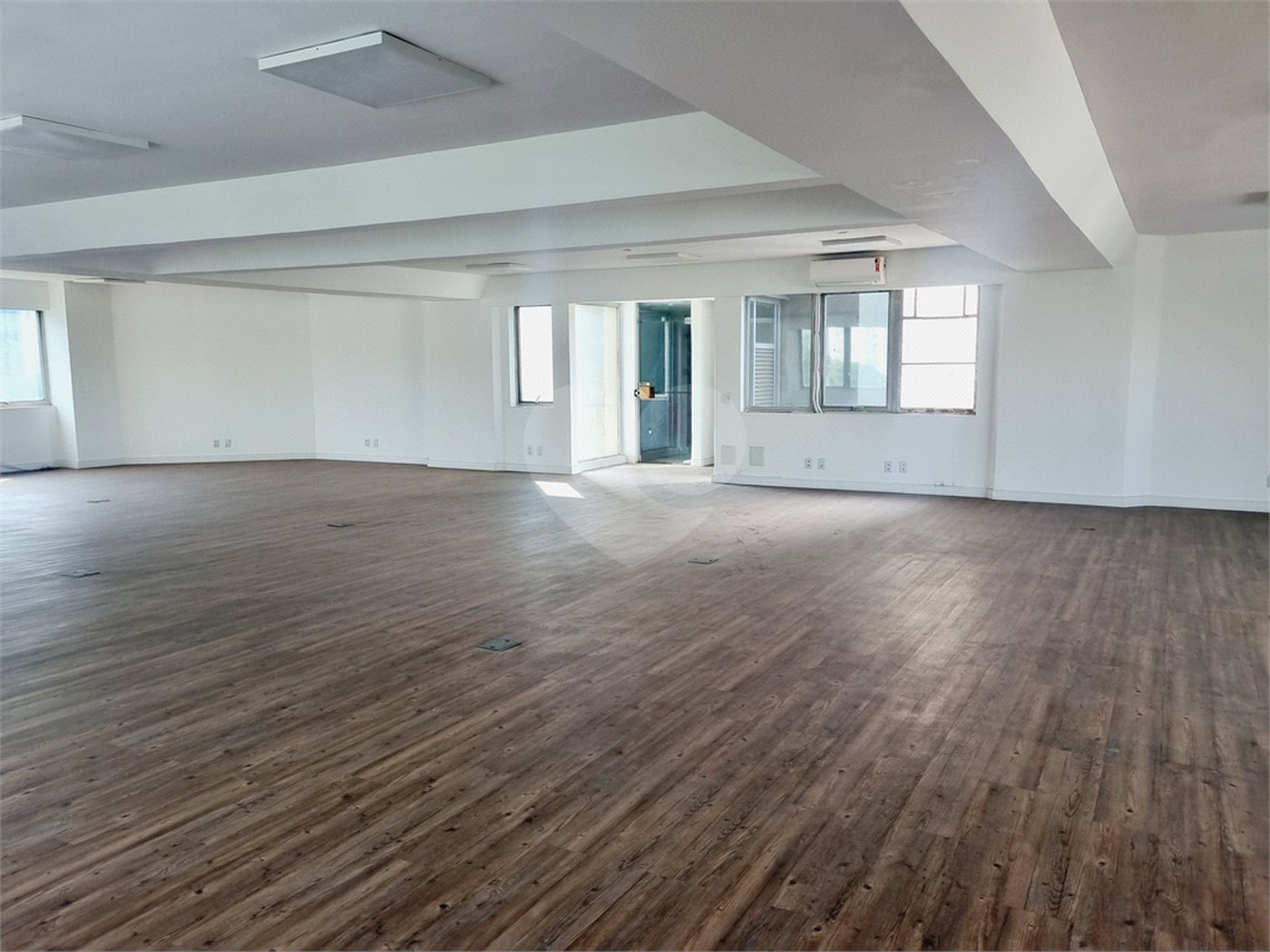 Sala à venda ou para alugar em Cidade Monções, São Paulo, SP