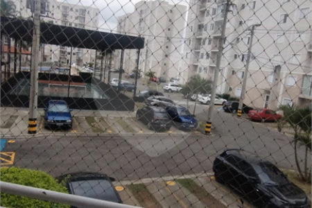 Apartamento à venda com 2 quartos em Conjunto Residencial Irai, Suzano, SP
