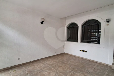 Sobrado à venda com 2 quartos em Santana, São Paulo, SP