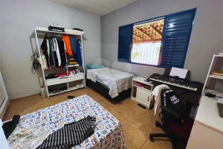 Chácara à venda com 3 quartos, sendo 1 suíte, em Chácara Companheiros, Jundiaí, SP