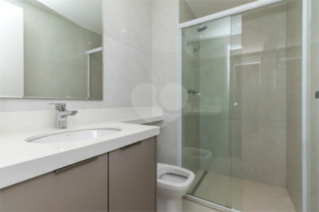 Apartamento à venda com 3 suítes em Campo Belo, São Paulo, SP