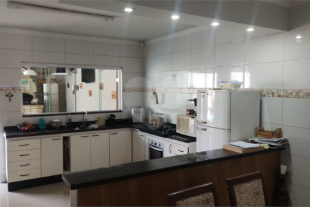 casa com area de lazer a venda